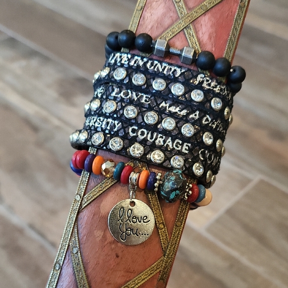 Good Works Make a Difference Studded Rhinestone Leather Wrap Style Bracelet - Picture 1 of 10